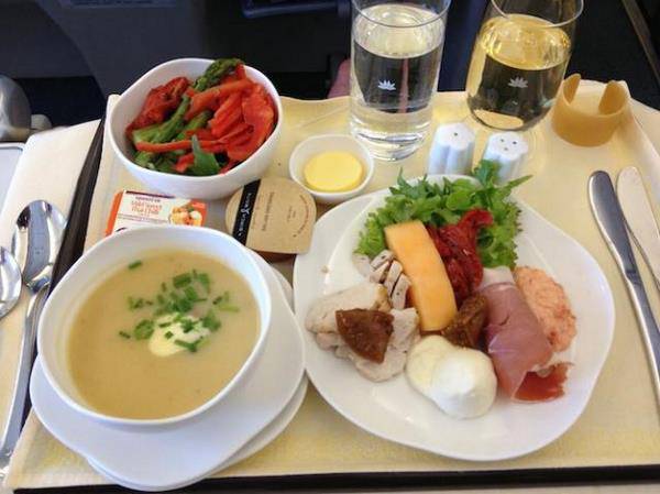 Một suất ăn dành cho người theo đạo Hindu của Vietnam Airlines