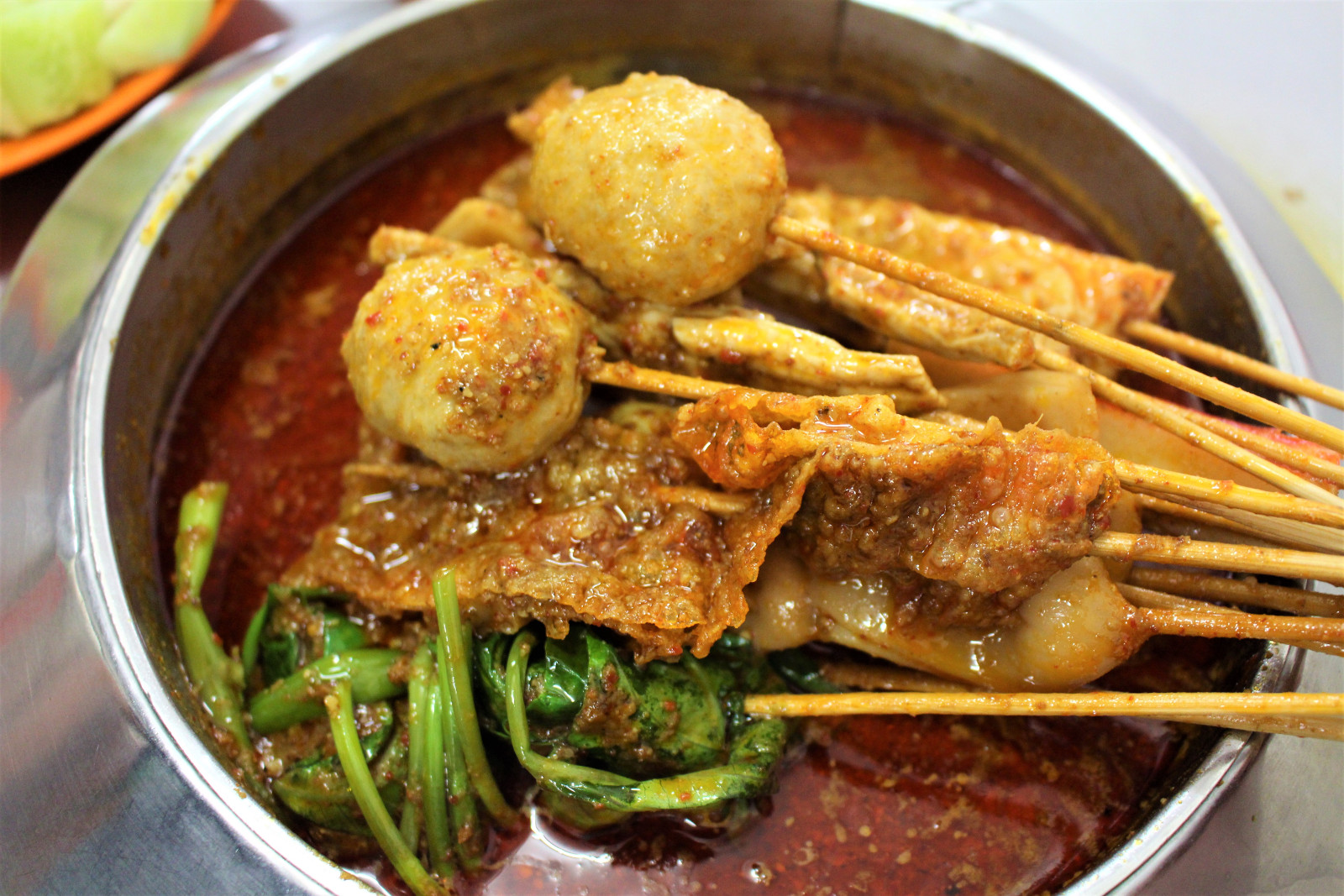 Những món ăn đường phố phải thử hàng đầu ở Malaysia