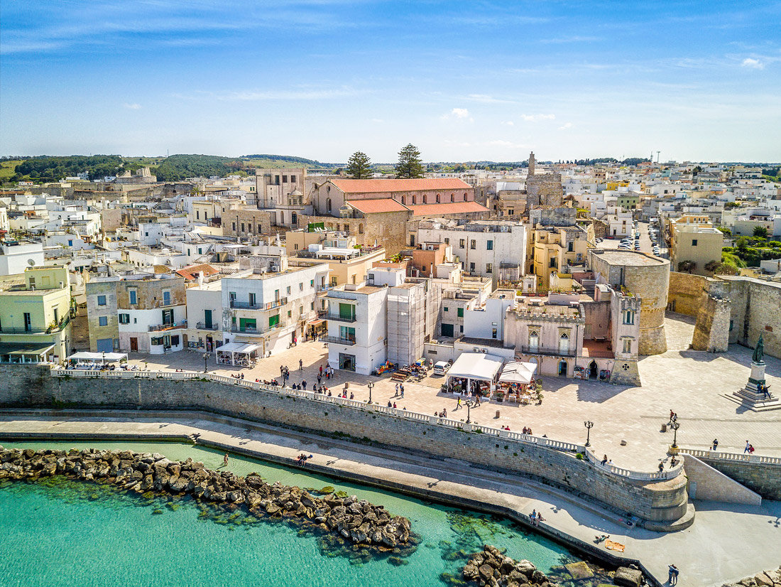 10 thị trấn đẹp nhất ở Puglia