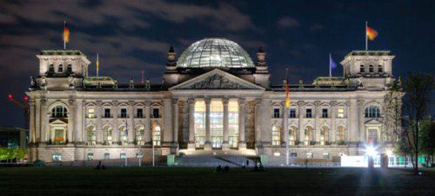 5 chứng nhân lịch sử chấn động phải ghé thăm khi ở Berlin
