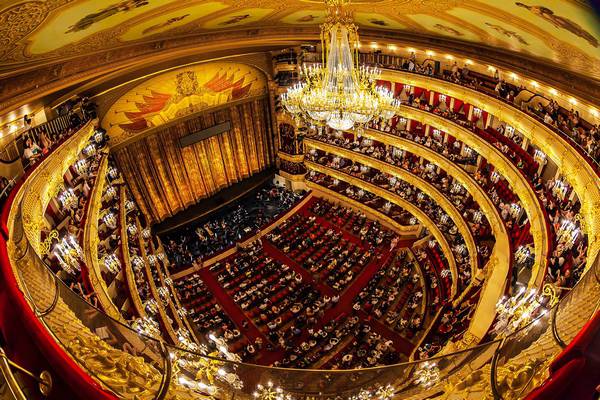 Bên trong nhà hát Bolshoi, Moscow