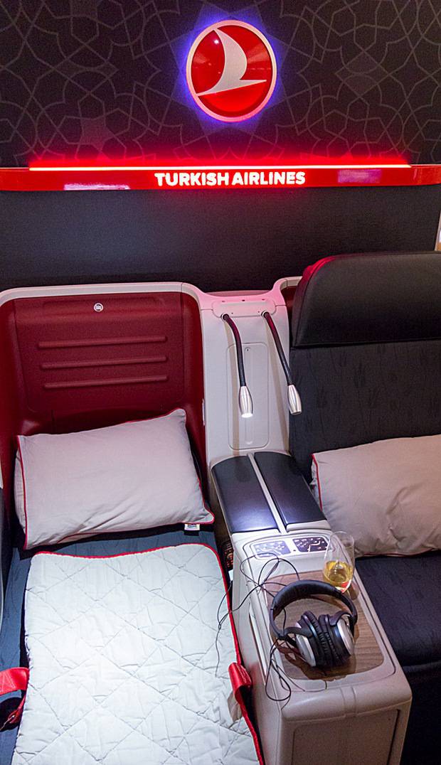 trên hạng ghế Business Class của Turkish Airlines