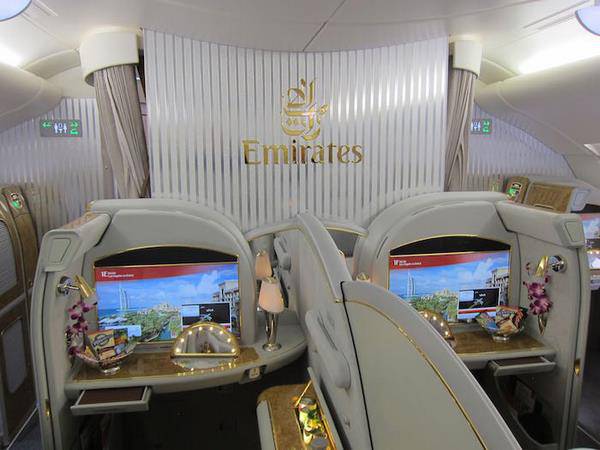Khoang Hạng Nhất trên máy bay của Emirates
