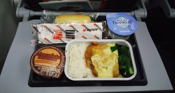 Một phần ăn trên máy bay của Jetstar