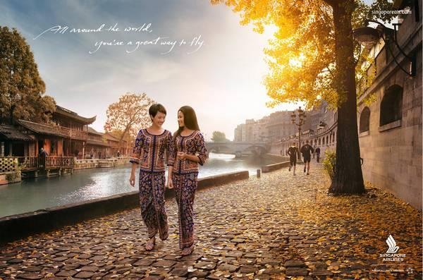Trang phục ấn tượng của tiếp viên Singapore Airlines